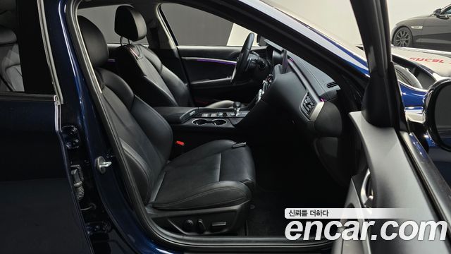 Genesis G70 2019 — photo 16
