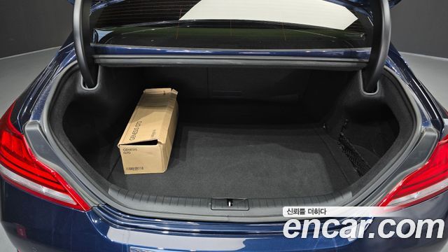 Genesis G70 2019 — photo 33