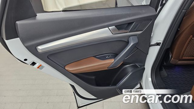 Audi Q5 2020 — photo 15