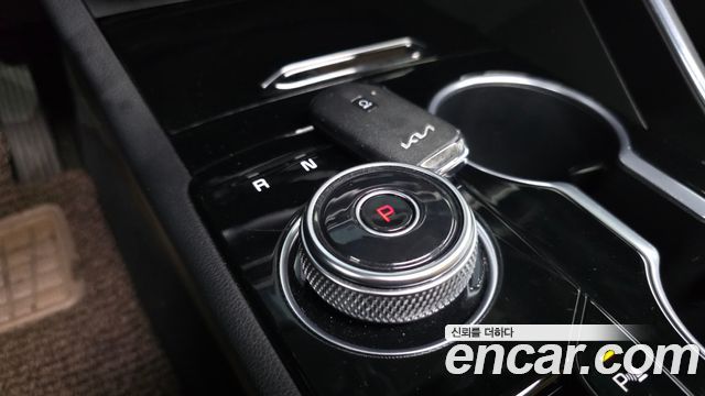 Kia K5 2022 — photo 9