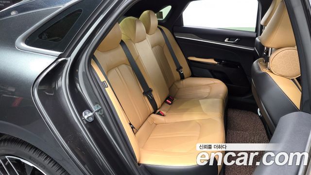 Kia K5 2022 — photo 12