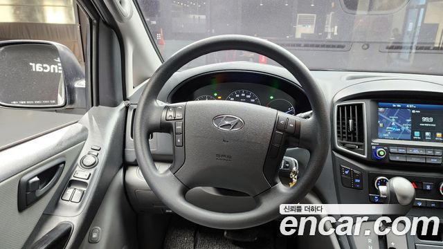Hyundai Starex 2019 — photo 20