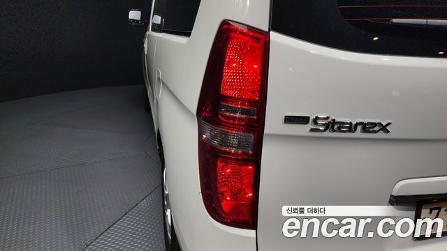Hyundai Starex 2019 — photo 9
