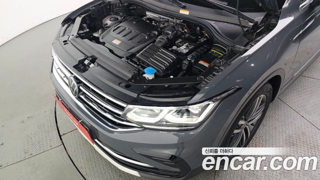 Volkswagen Tiguan 2024 — photo 6
