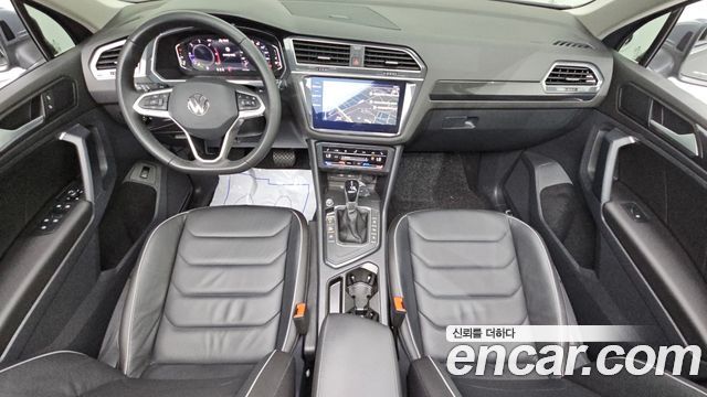 Volkswagen Tiguan 2024 — photo 7