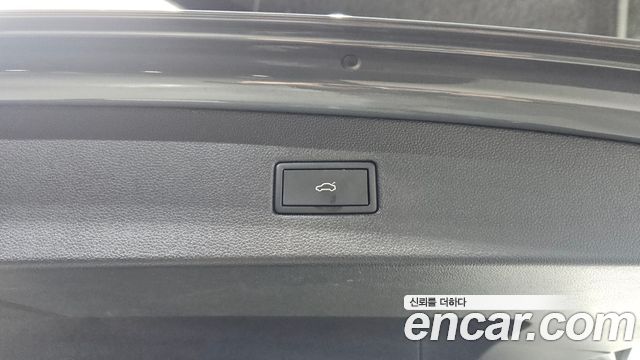 Volkswagen Tiguan 2024 — photo 20