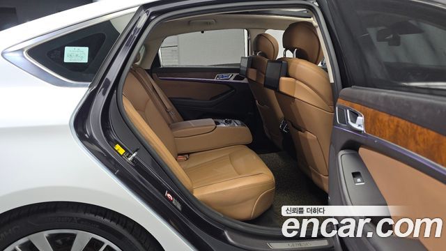 Hyundai Genesis 2016 — photo 11