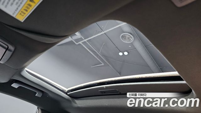 Ford Taurus 2017 — photo 16