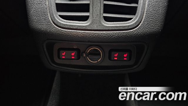 Ford Taurus 2017 — photo 20