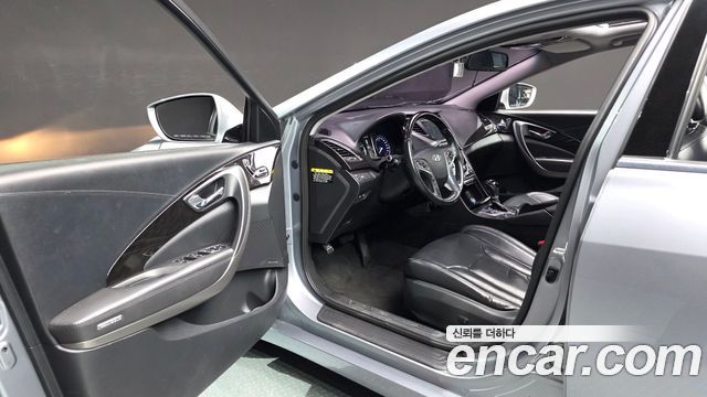 Hyundai Grandeur 2016 — photo 10