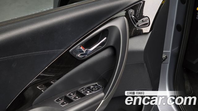 Hyundai Grandeur 2016 — photo 16