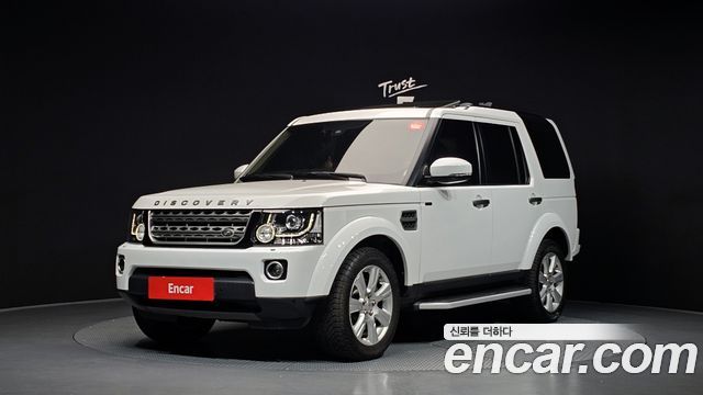 Land Rover Discovery 2016 — photo 1