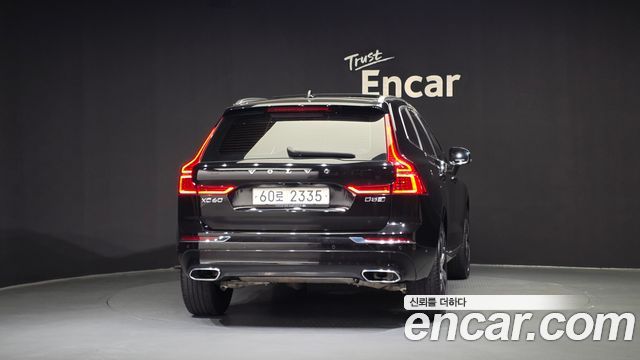 Volvo XC60 2018 — photo 4