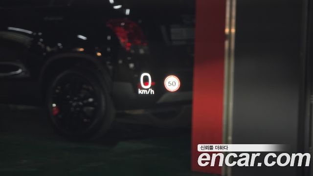 Volvo XC60 2018 — photo 31