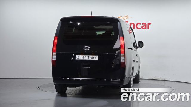 Hyundai Staria 2022 — photo 4