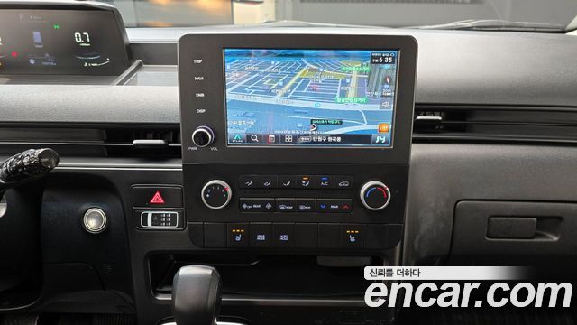 Hyundai Staria 2022 — photo 19
