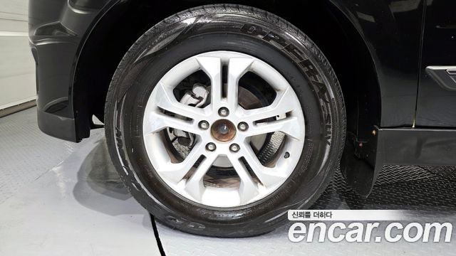 KG Mobility KORANDO 2013 — photo 5