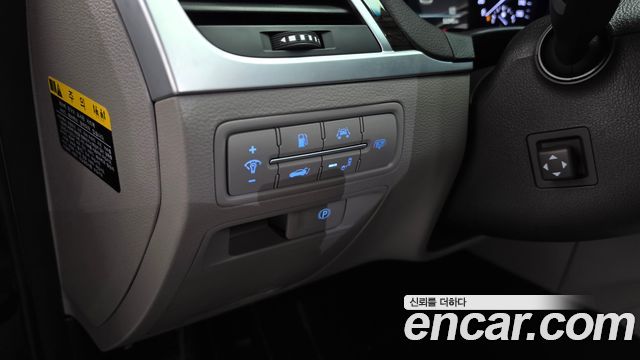 Genesis G80 2018 — photo 13
