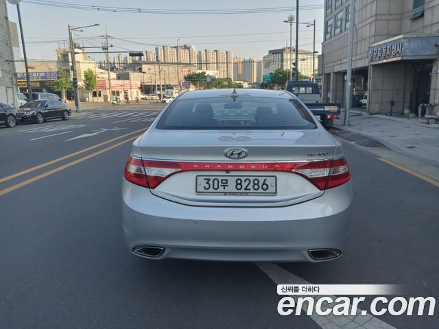 Hyundai Grandeur 2012 — photo 2