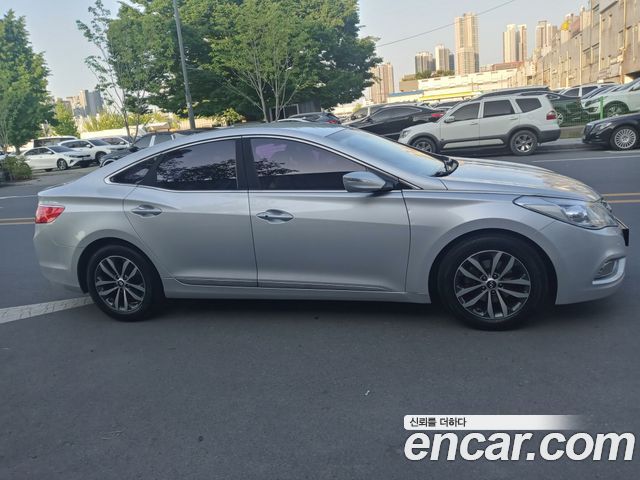 Hyundai Grandeur 2012 — photo 4