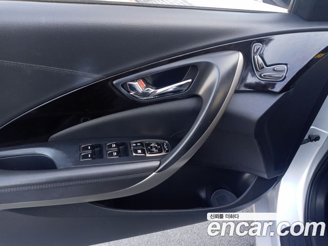 Hyundai Grandeur 2012 — photo 20