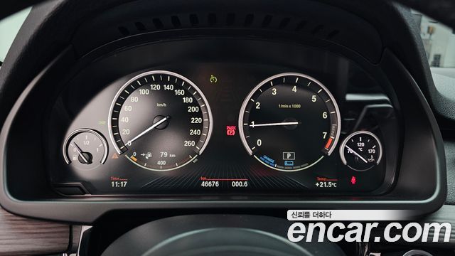 BMW X5 2018 — photo 11