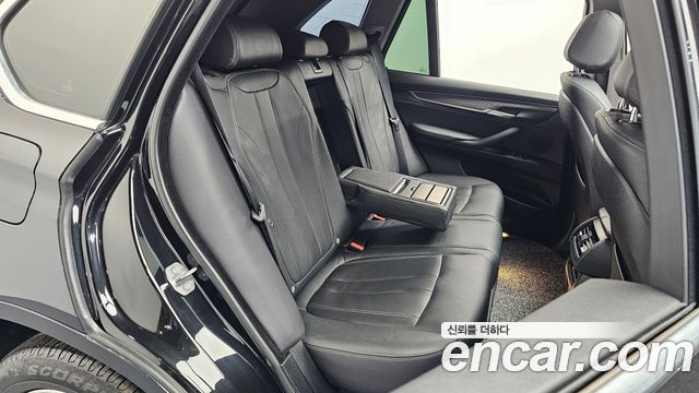 BMW X5 2018 — photo 18