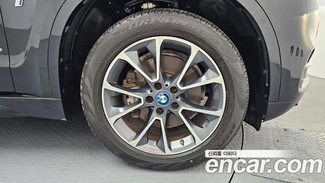 BMW X5 2018 — photo 7