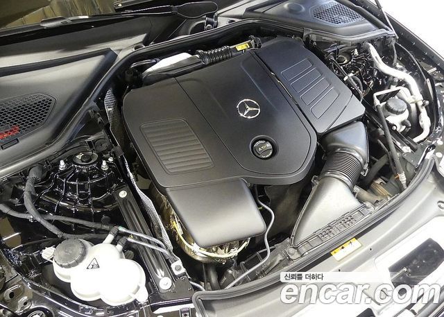 Mercedes-Benz E-Class 2024 — photo 5