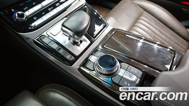 Genesis EQ900 2016 — photo 9