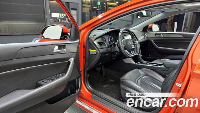 Hyundai Sonata 2016 — photo 13
