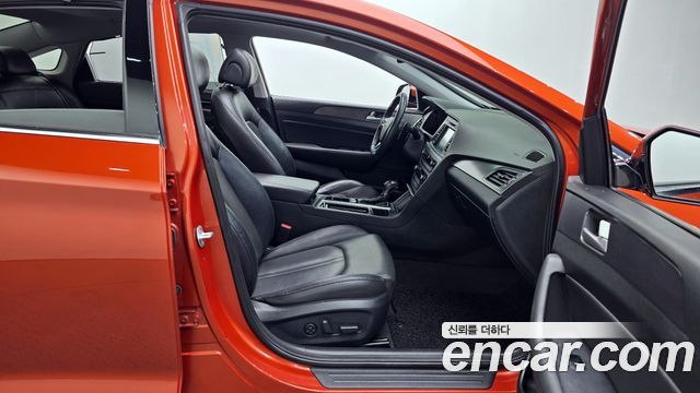 Hyundai Sonata 2016 — photo 17