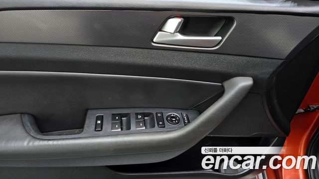 Hyundai Sonata 2016 — photo 25