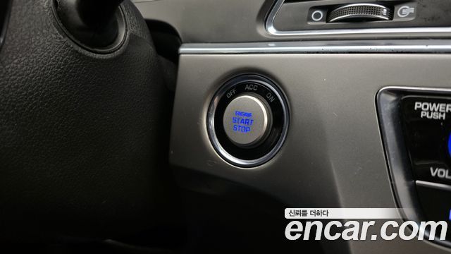 Hyundai Sonata 2016 — photo 28