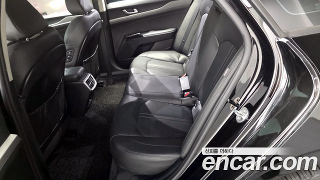 Kia K5 2020 — photo 12