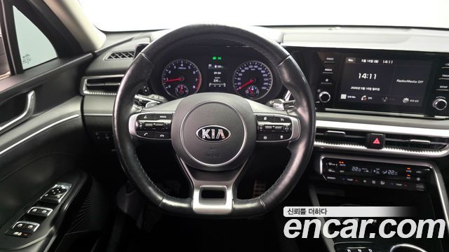 Kia K5 2020 — photo 13