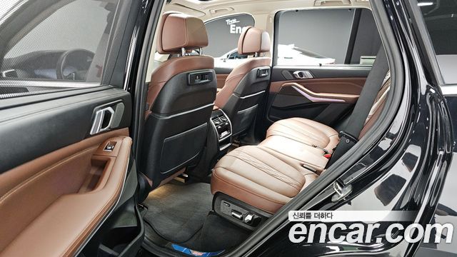 BMW X5 2023 — photo 17