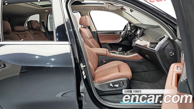 BMW X5 2023 — photo 16