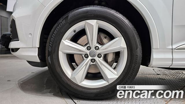Audi Q7 2020 — photo 5