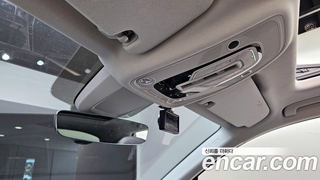Audi Q7 2020 — photo 23