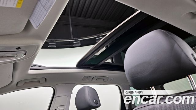 Audi Q7 2020 — photo 25