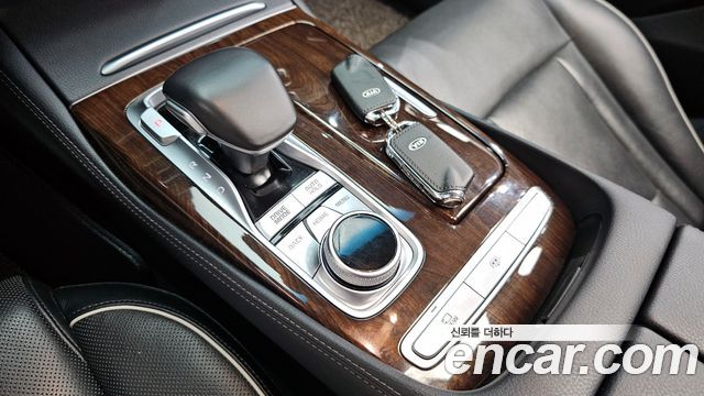 Kia K9 2019 — photo 11