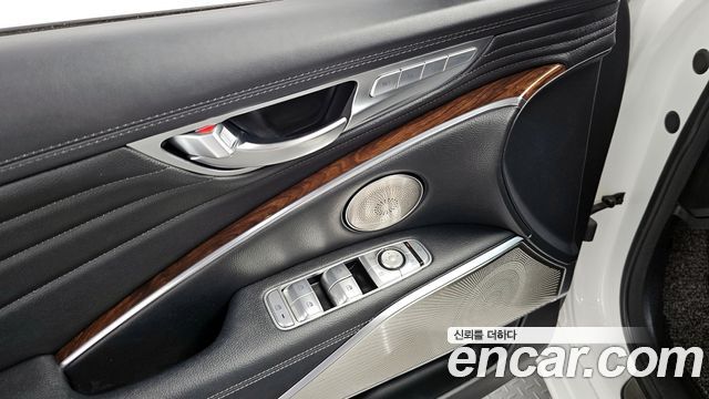 Kia K9 2019 — photo 20