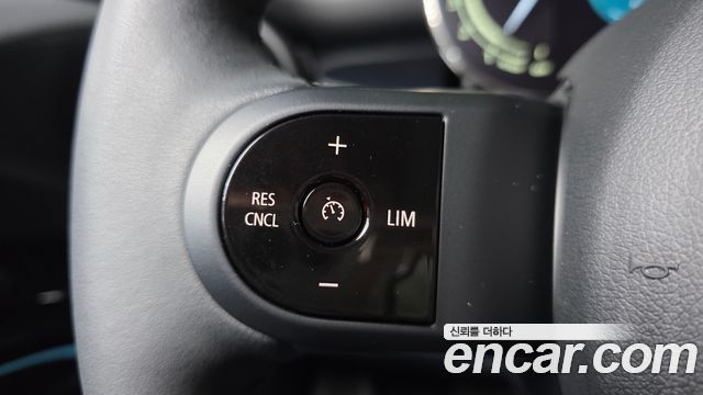Mini Cooper 2024 — photo 22