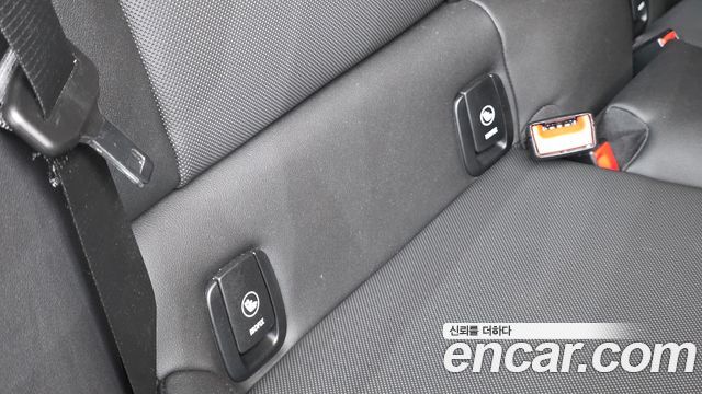 Mini Cooper 2024 — photo 31