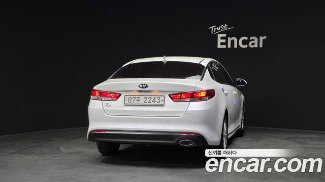 Kia K5 2016 — photo 4