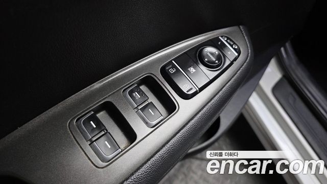 Kia K5 2016 — photo 14