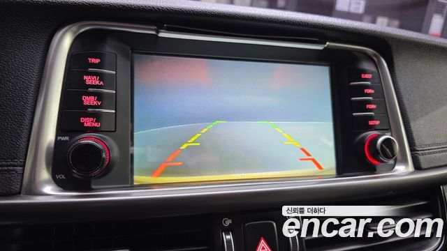 Kia K5 2016 — photo 17