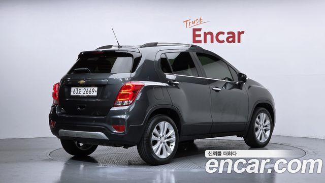 Chevrolet Korea Trax 2017 — photo 2
