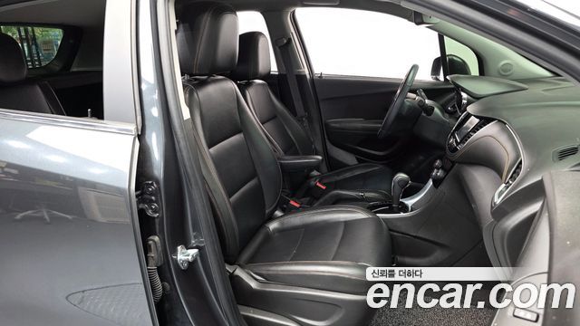 Chevrolet Korea Trax 2017 — photo 11